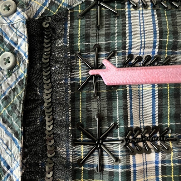 J.Crew Blue Green Tartan Plaid Button Down Top Size Large Ruffled Beaded Blouse - Picture 11 of 14
